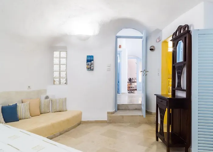 Chrisanthi * Pýrgos