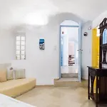 Chrisanthi * Pýrgos