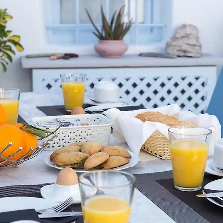 Chrisanthi * Pýrgos